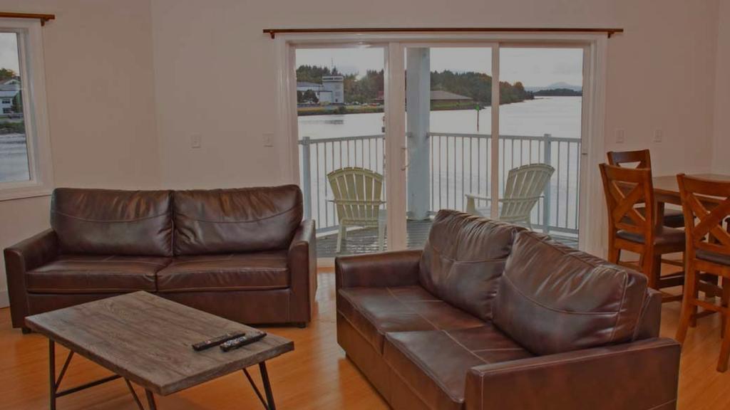 Hotel Longliner And Sitka